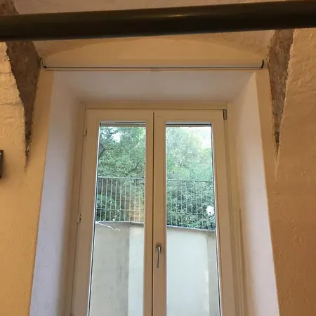 Apartment Love In