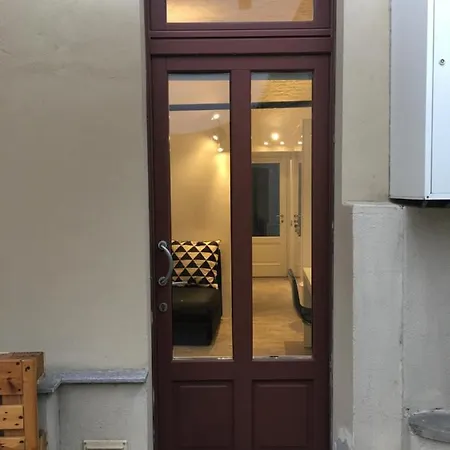 Apartment Love In *